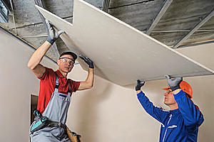 10 Étapes à suivre pour poser un plafond correctement à Bethemont-la-Foret
